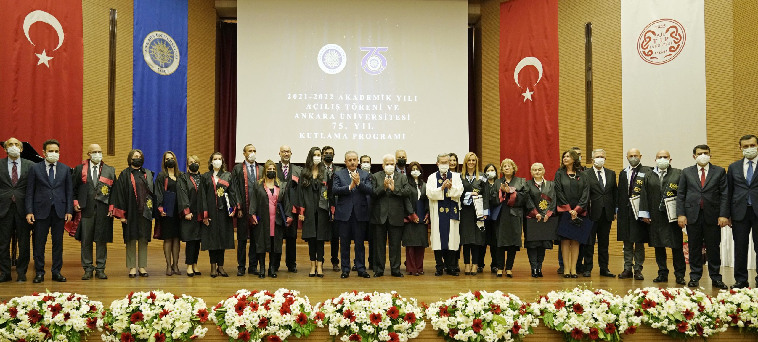 ankara universitesi cumhuriyetin ilk universitesi